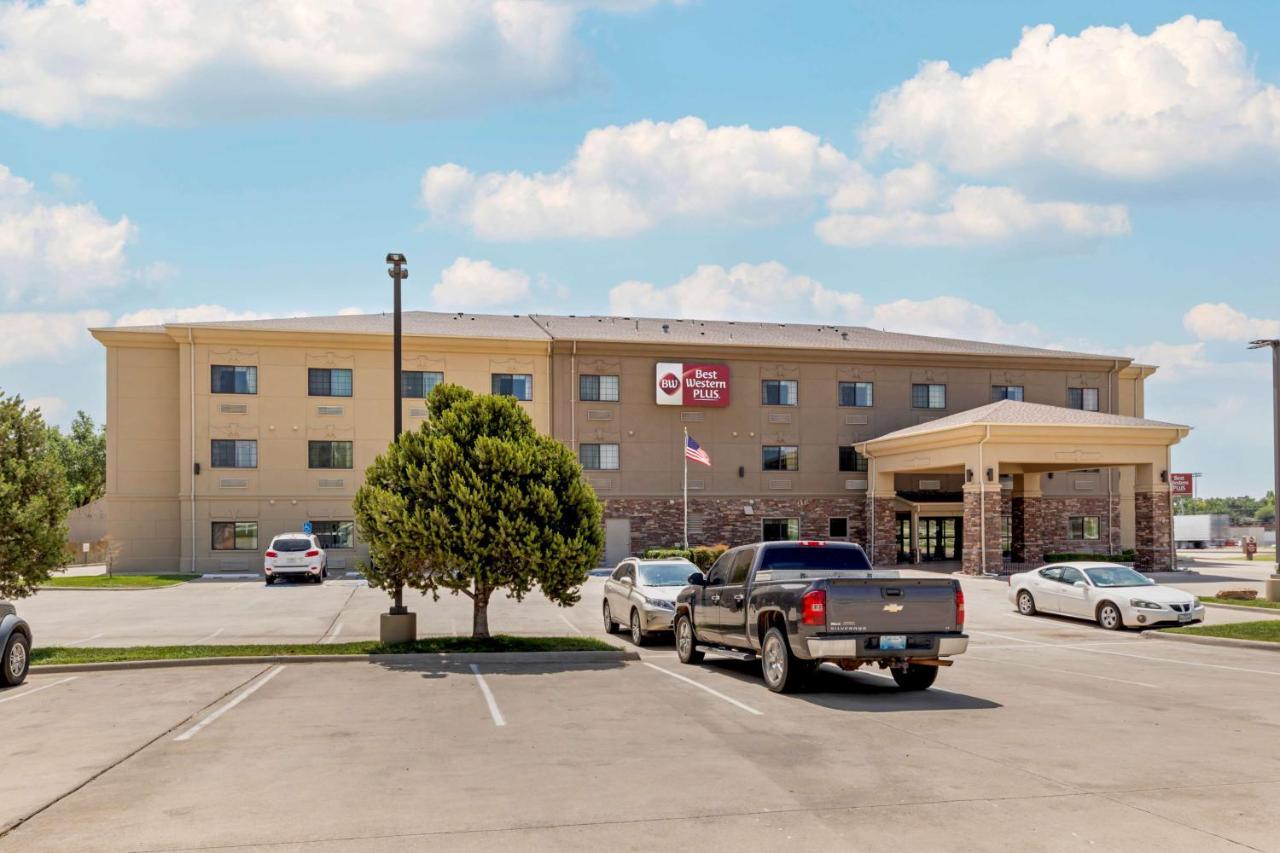 Best Western Plus Red River Inn Clarendon Экстерьер фото