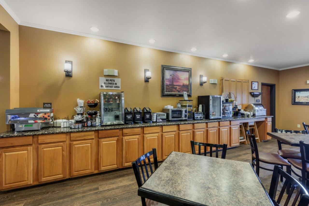 Best Western Plus Red River Inn Clarendon Экстерьер фото