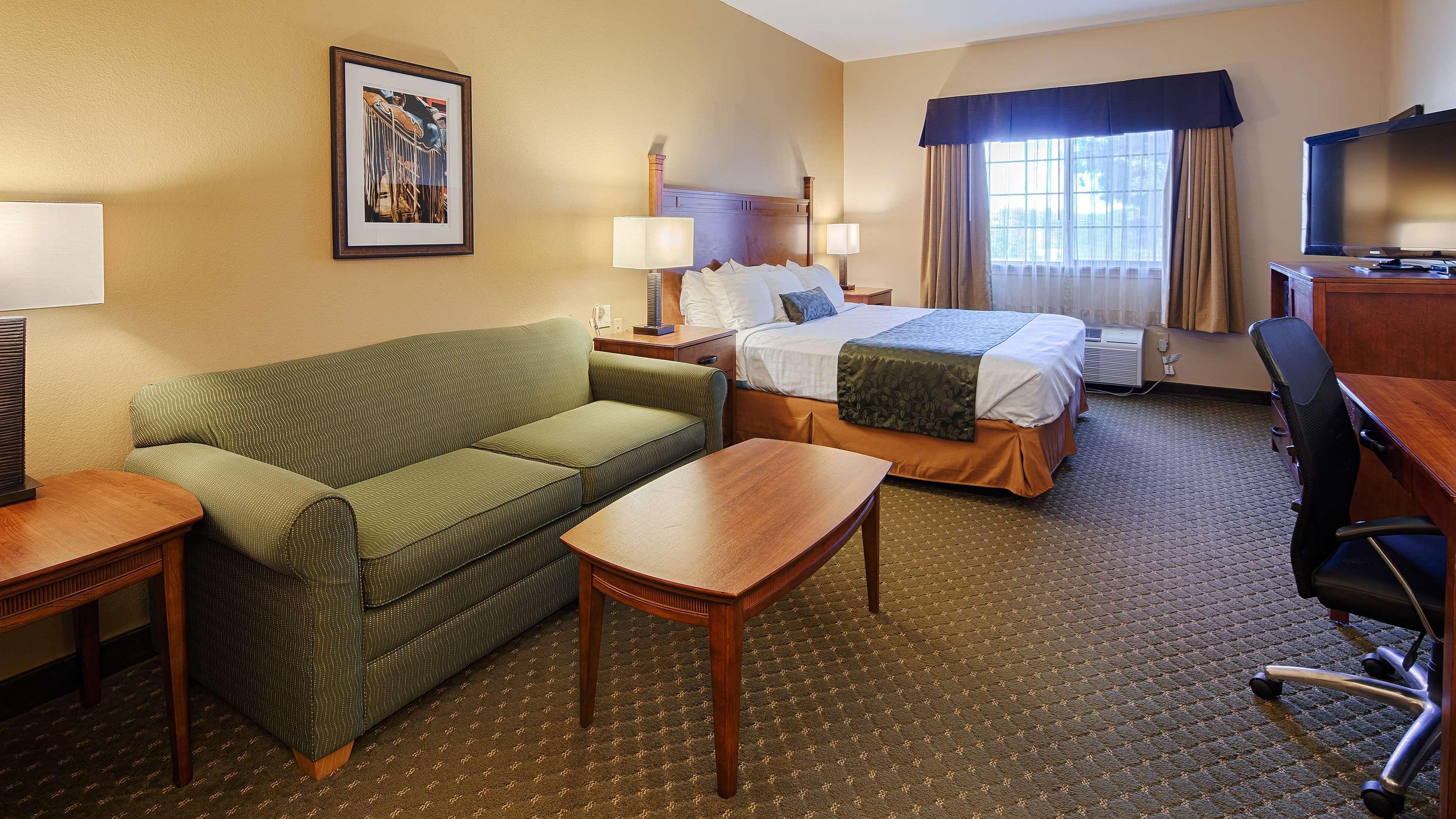 Best Western Plus Red River Inn Clarendon Экстерьер фото